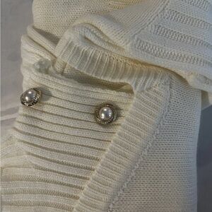 Elegant Cream Sweater with Pearl Accents